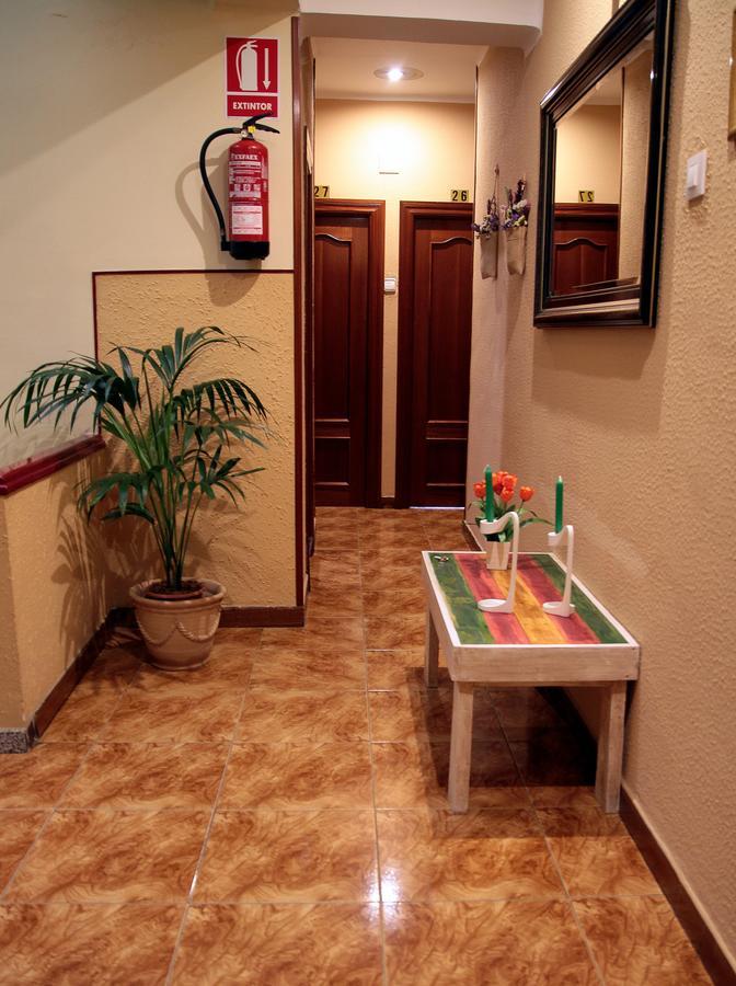 Hostal pachin Albergue Mieres  Exterior foto